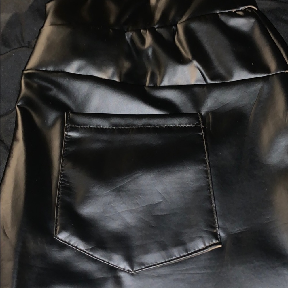 Pants - Picture 2 of 4